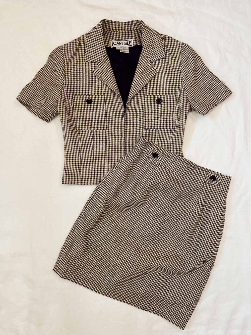 Vintage Carlisle Houndtooth Tweed Matching Skirt Suit Set Wool & Silk